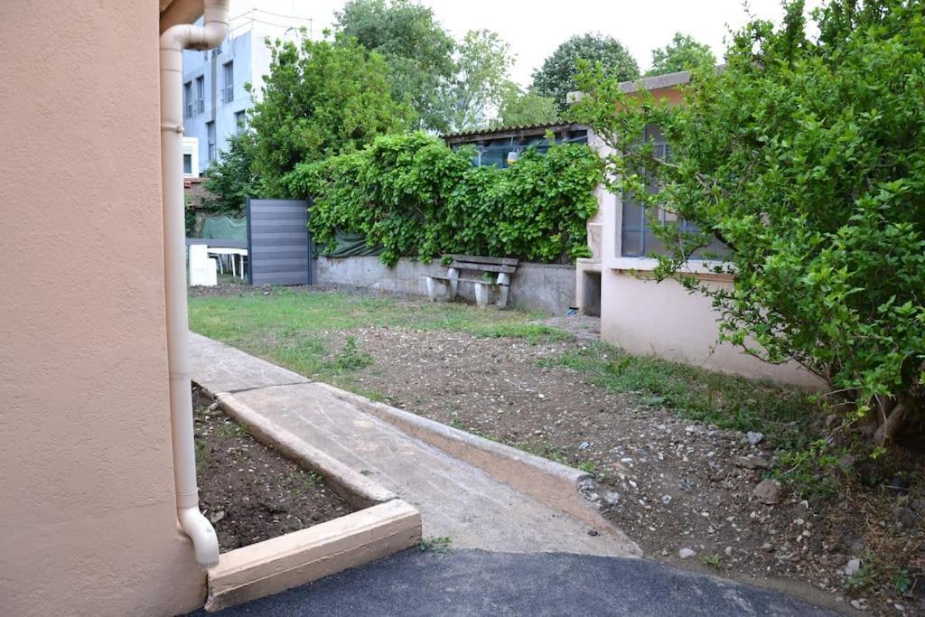 Studio En Residence Privee A Villeurbanne Exterior photo